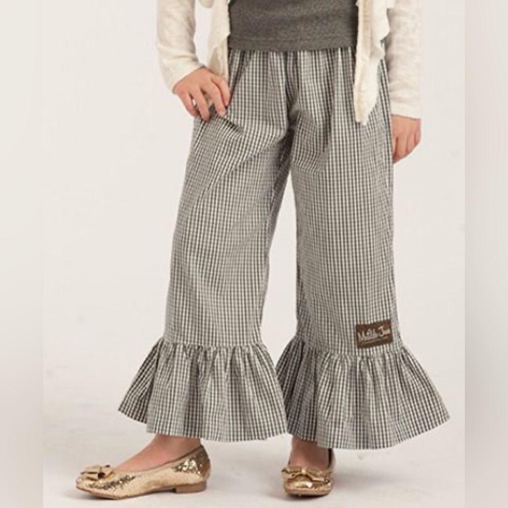Matilda Jane size 6  with gray and white stripes gingham ruffle pants